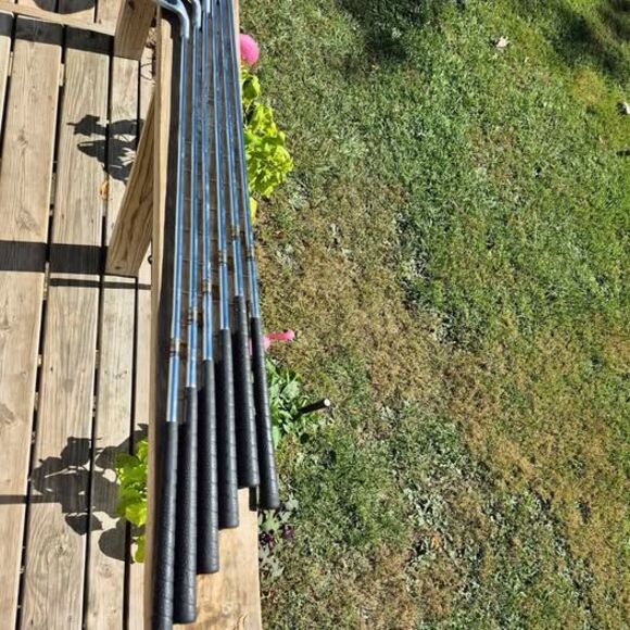 Dunlop TD Plus Golf Club Set - Driver, 5w, 3-9Iron (No 4 Iron) 36.5"-42"  - RH - Picture 2 of 10